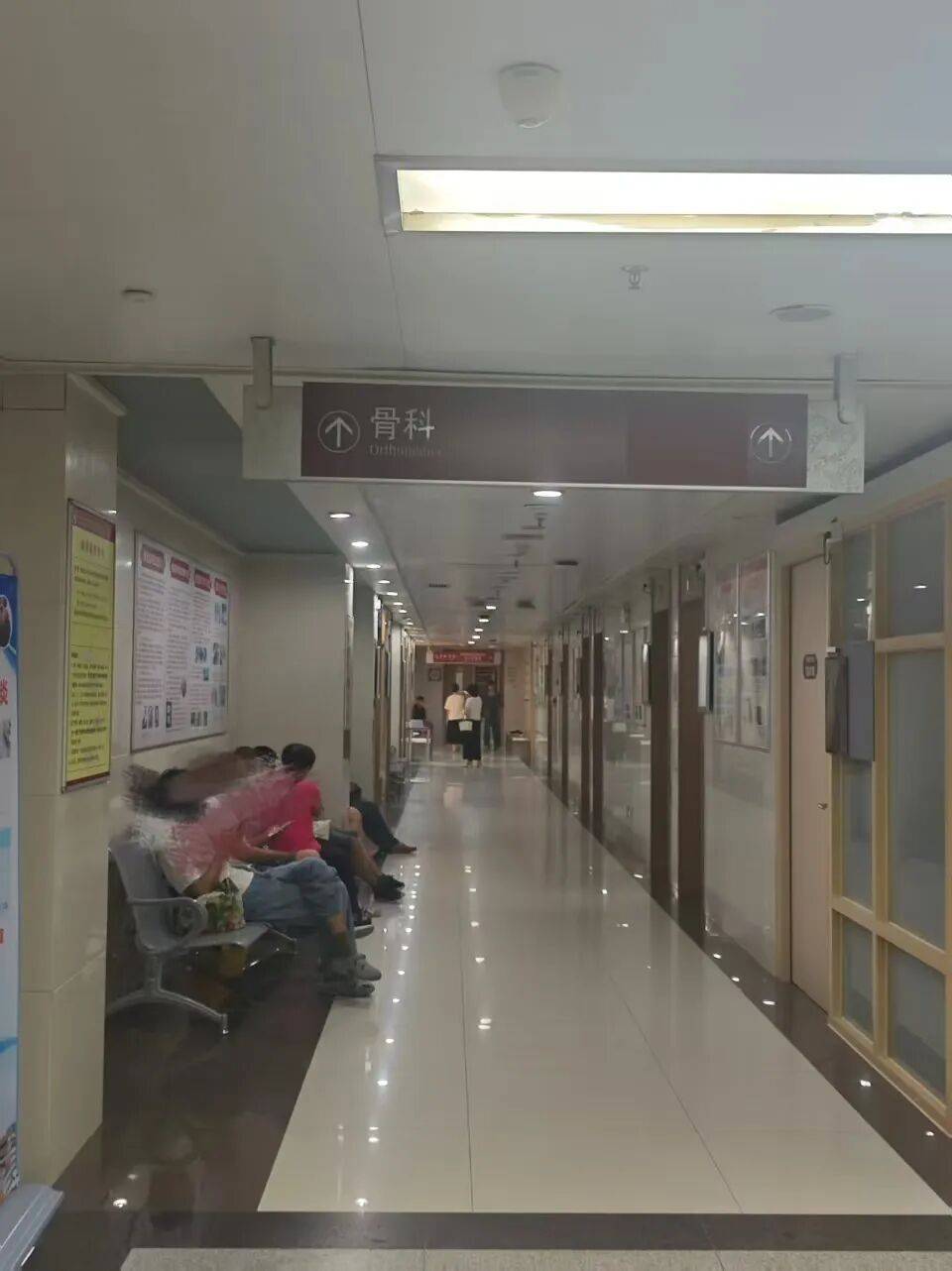 皇冠体育App下载_广州一医院发生伤医事件皇冠体育App下载,参与抢救医生发声:他受伤很重,行凶者已被抓捕