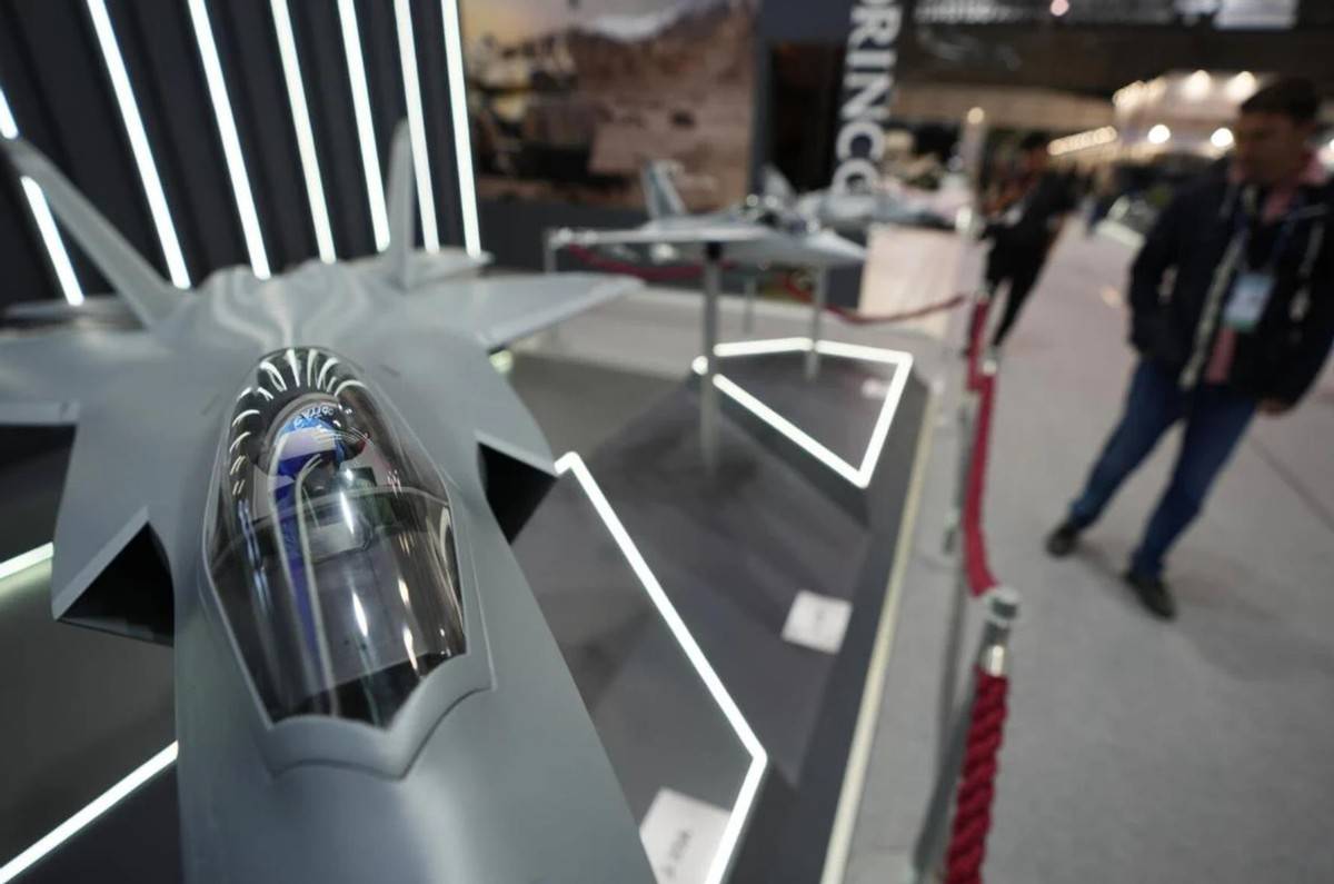 皇冠信用网_歼35强势亮相塞尔维亚！南联盟大使馆被轰炸的仇恨皇冠信用网，中国始终铭记