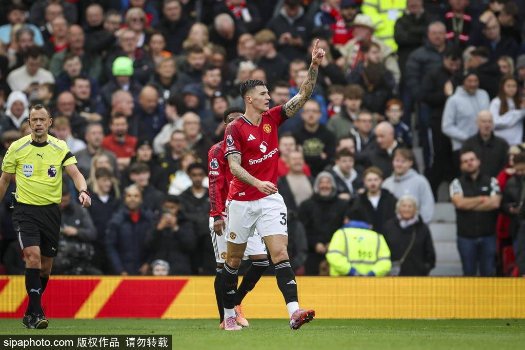 皇冠信用網怎么代理_观战台:利物浦大战曼联+拜仁火拼多特 阿森纳冲五连胜