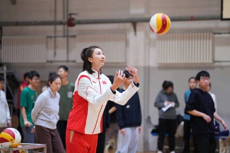 皇冠信用账号怎么开_奥运冠军、前中国女排队长袁心玥皇冠信用账号怎么开，入职南开大学