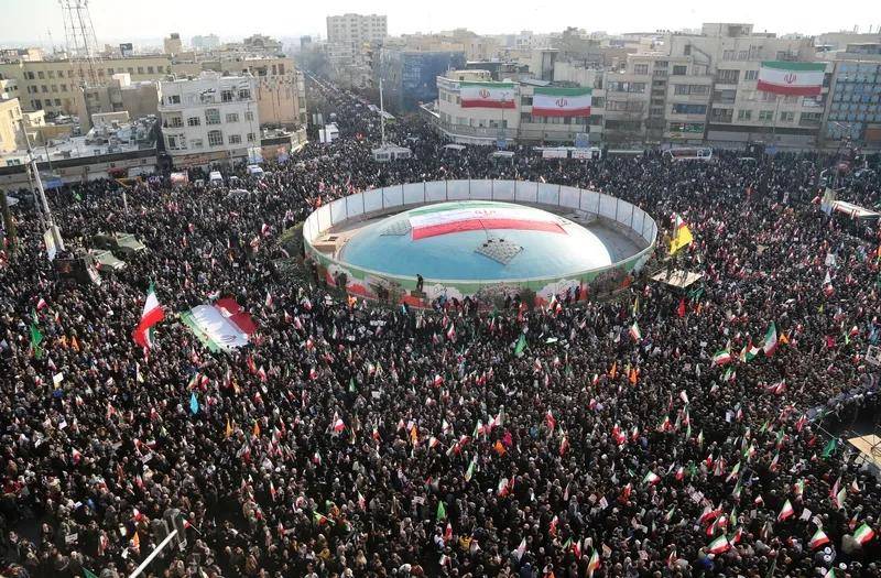 皇冠足球直播_美国务院要求美国公民立即离开伊朗皇冠足球直播！特朗普：对伊所有贸易伙伴征收25%关税